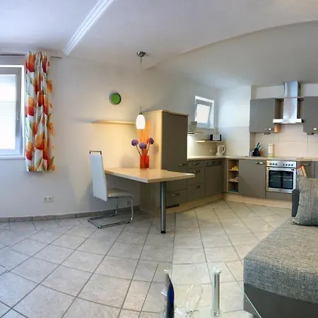 Hörhager Apartment *